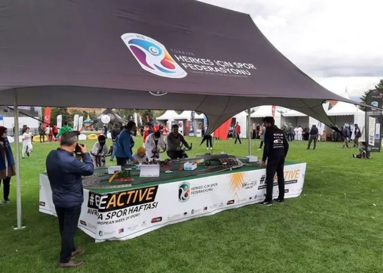 We were there as the "Sport Management Volunteers Community" in action in 81 provinces at the National Sports and Health Days. 