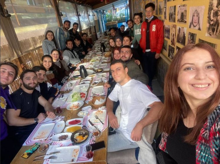 Topluluk olarak tanışma kahvaltımızı gerçekleştirdik