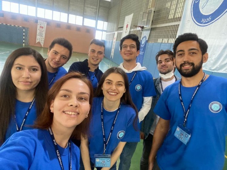 Gönüllü olarak yer aldığımız Futsal 2. Lig Ünilig Çankaya Üniversitesi'nin şampiyonluğuyla sonlandı.