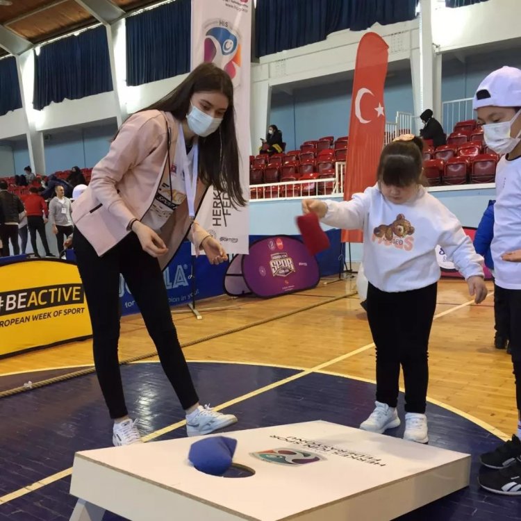 "Down Sendromu Farkındalık Günü, Masa Tenisi Turnuvası ve Hepimiz Aynıyız Spor Oyunları" etkinliklerine katıldık.
