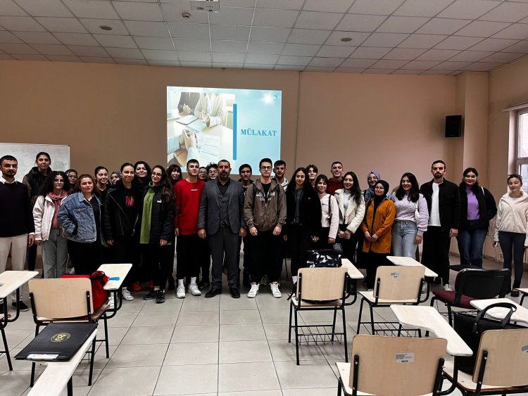 Etkili Öz Geçmiş Hazırlama Ve Mülakat Teknikleri Eğitimi Tamamlandı