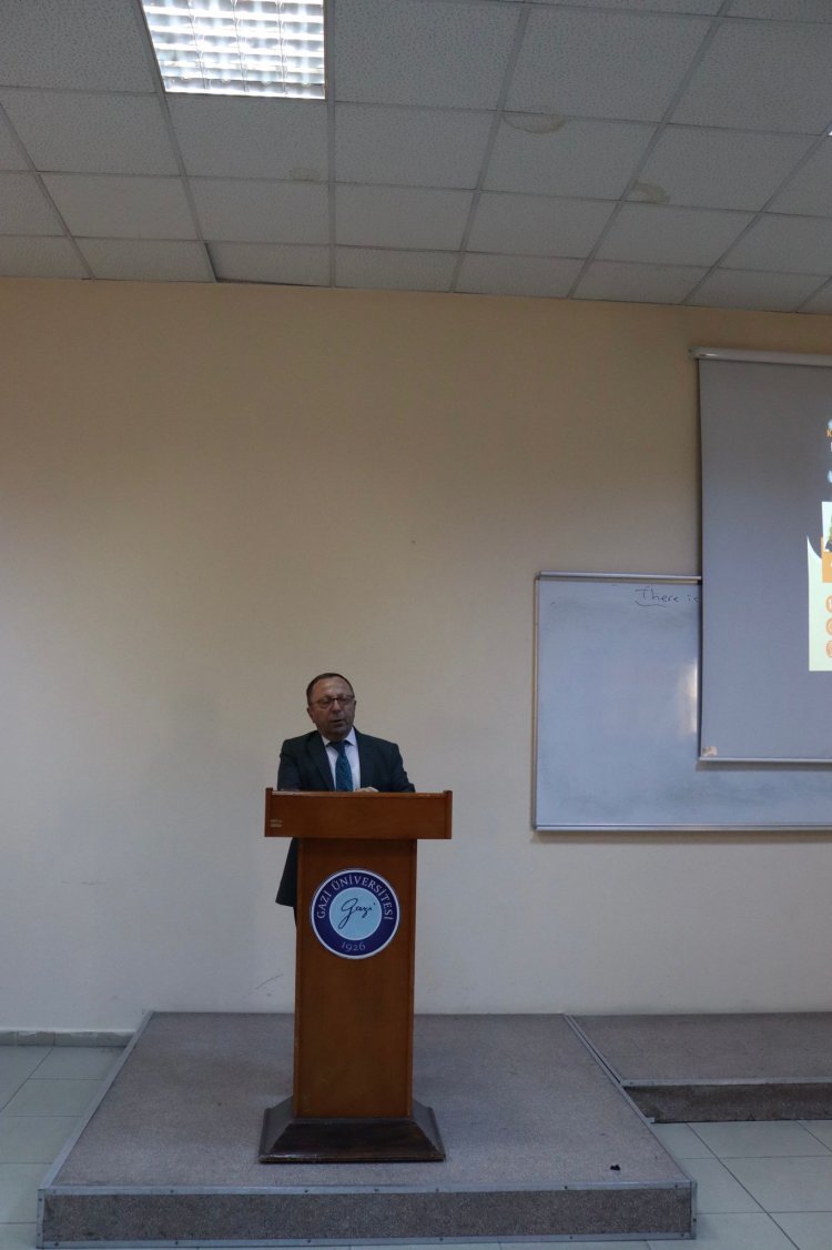  “Kazak Halkında Nesil Eğitimi” ve “Zorbalık ve Siber Zorbalığın Yaygınlığı” konulu seminerler verildi