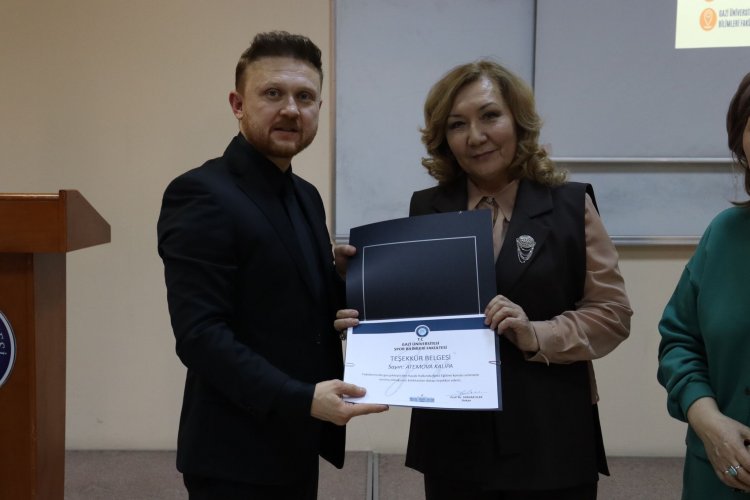  “Kazak Halkında Nesil Eğitimi” ve “Zorbalık ve Siber Zorbalığın Yaygınlığı” konulu seminerler verildi